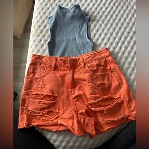 Orange, distressed shorts 🧡